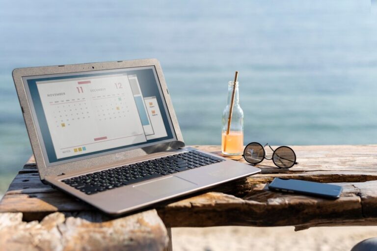 Thriving in a Remote Work World: Tips for Small Business Owners Digital Nomads and Freelancers